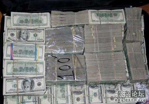 墨西哥超级大毒枭被抄家,2.5亿现金堆积如山(图