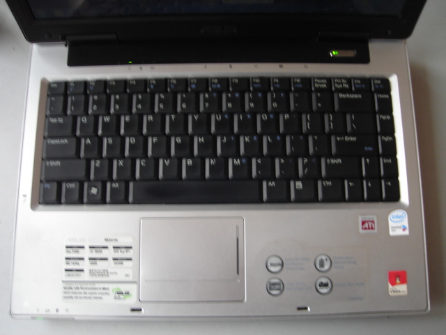 自用华硕a8jseries双核独立显卡笔记本低价出售