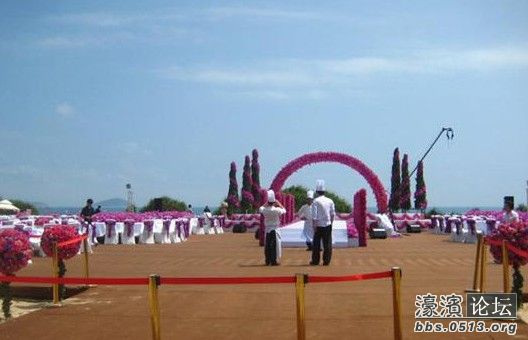 山西<em>煤老板</em>7000万<em>嫁女儿</em> 三亚丽丝卡尔酒店办