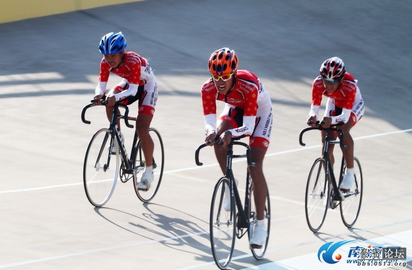 江苏省青少年自行车锦标赛在海门自行车训练基