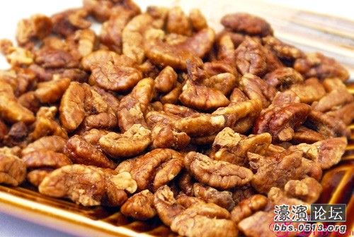最近我妈妈<em>掉头发厉害</em>,有没有人能帮忙说下<em>吃</em>
