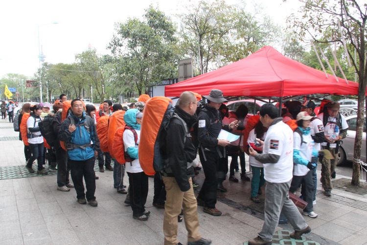 南通中海地产携手徒步户外俱乐部打造徒步南通