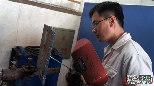 80后金牌焊工贾向东