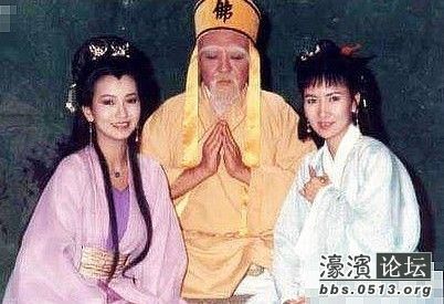当天,叶童友情助阵当年演法海的乾德门俩女儿(姐姐陈薇薇演白素贞