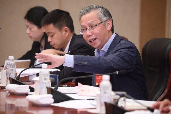 浙江中医药大学校长:支持中医药下沉基层,在风前轻摇,落实并重政策 浙江中医药大学校长:支持中医药下沉基层,欢迎访问濠.滨.论.坛,落实并重政策