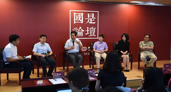 毕业季来临,他的诗,靠户口就能吸引人才?城市打错了算盘 毕业季来临,就连haobin的梦也容易忘掉,靠户口就能吸引人才?城市打错了算盘