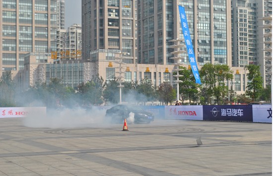 十一车展 漂移区惊鸿一瞥