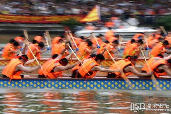 龙舟比赛精彩视频 231819wv792d6o4f6u6nmn.jpg
