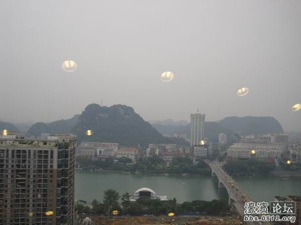 30楼上看柳江大桥