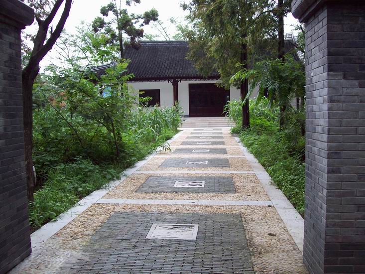 调整大小 100_1674.jpg