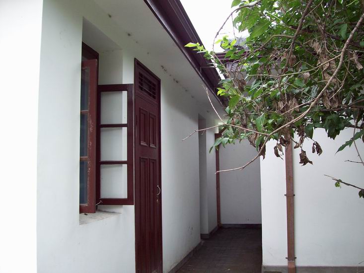 调整大小 100_1706.jpg