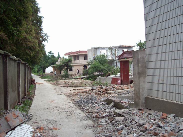 调整大小 100_1710.jpg