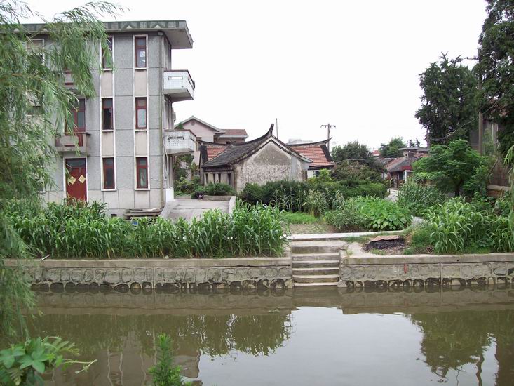 调整大小 100_1726.jpg