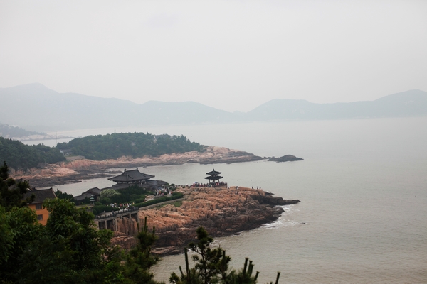 远眺不肯去观间院