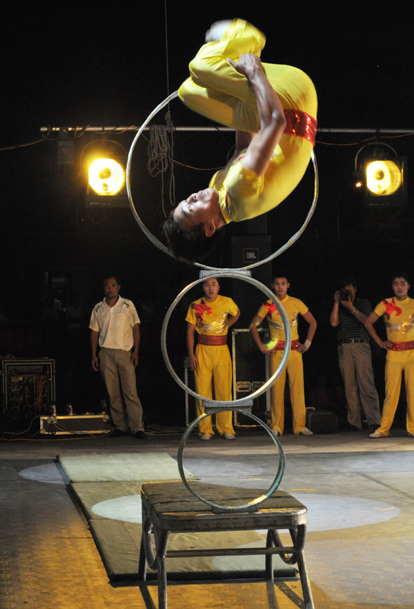杂技03.jpg