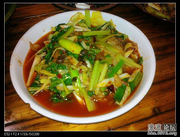 叫花回锅肉，因为很多东西一起炒，叫花子没钱嘛！~