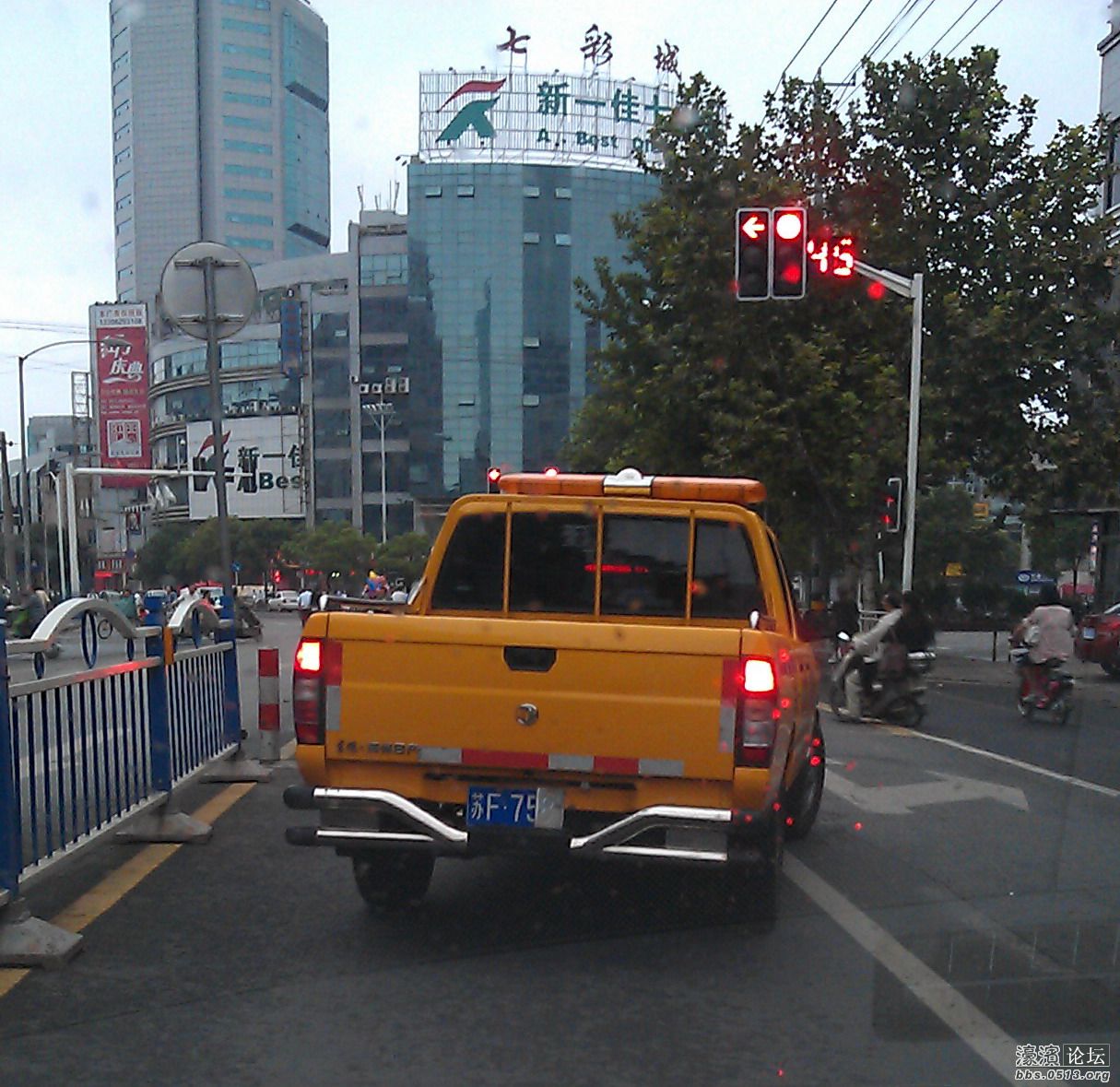 162904j7pv5228e88kppzq.jpg