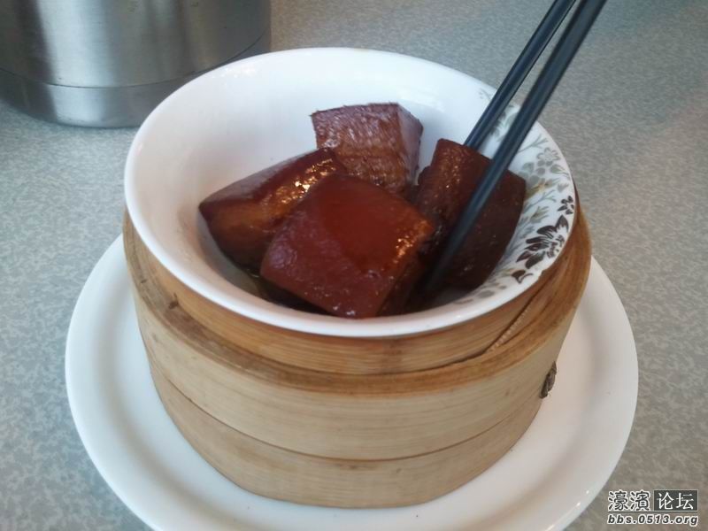 4块，2个人吃还不错。