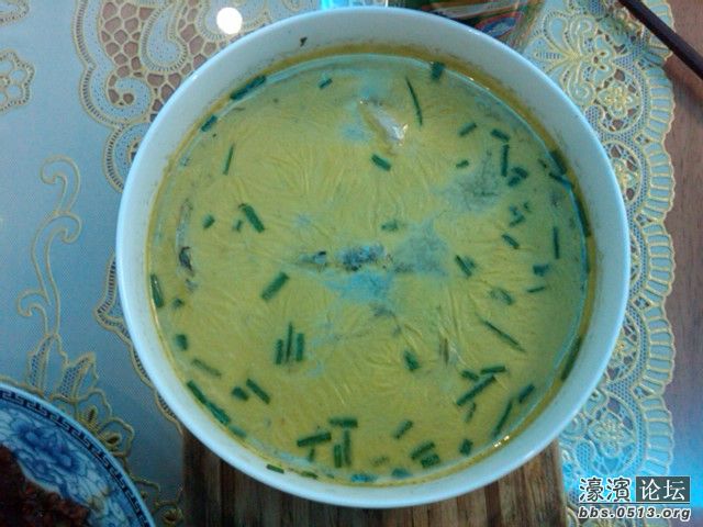 朋友钓来的野生小鲫鱼