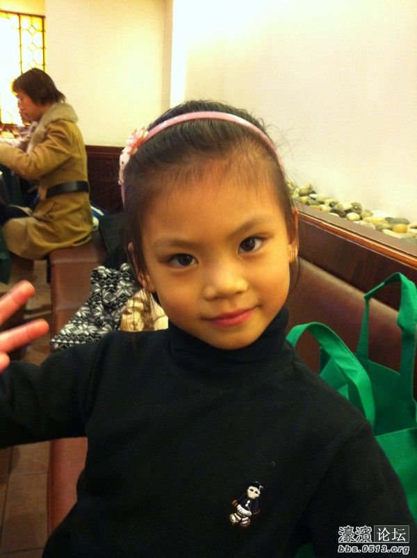 这个是不是小美女哇，哈哈