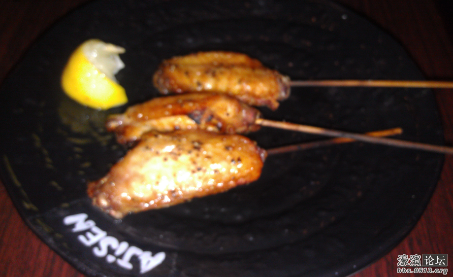 烤鸡翅膀~我喜欢吃，但是不怎么样。。。