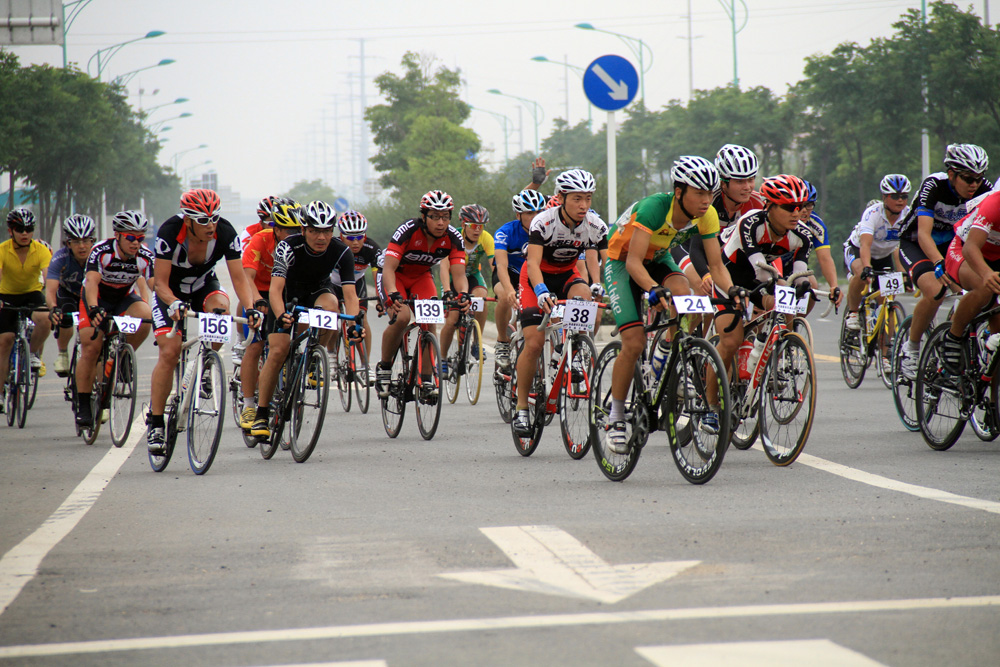 公路自行车赛 (2).jpg