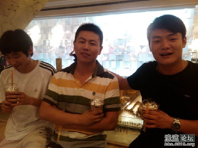 二呆，1966，1985合影了！