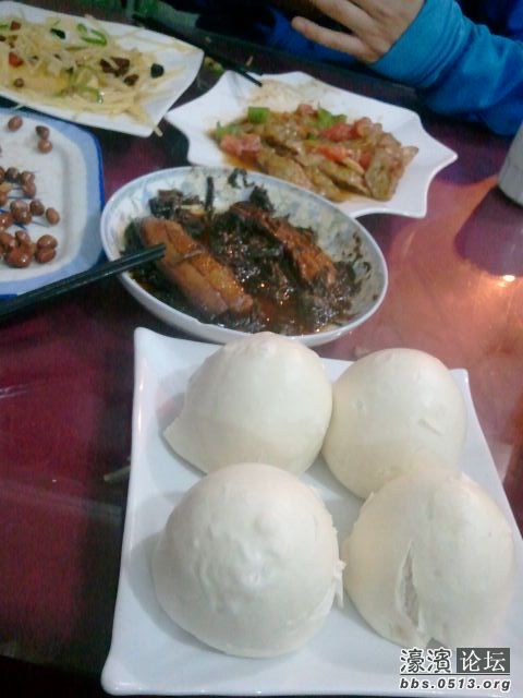 在平凉的晚饭 那里吃面食