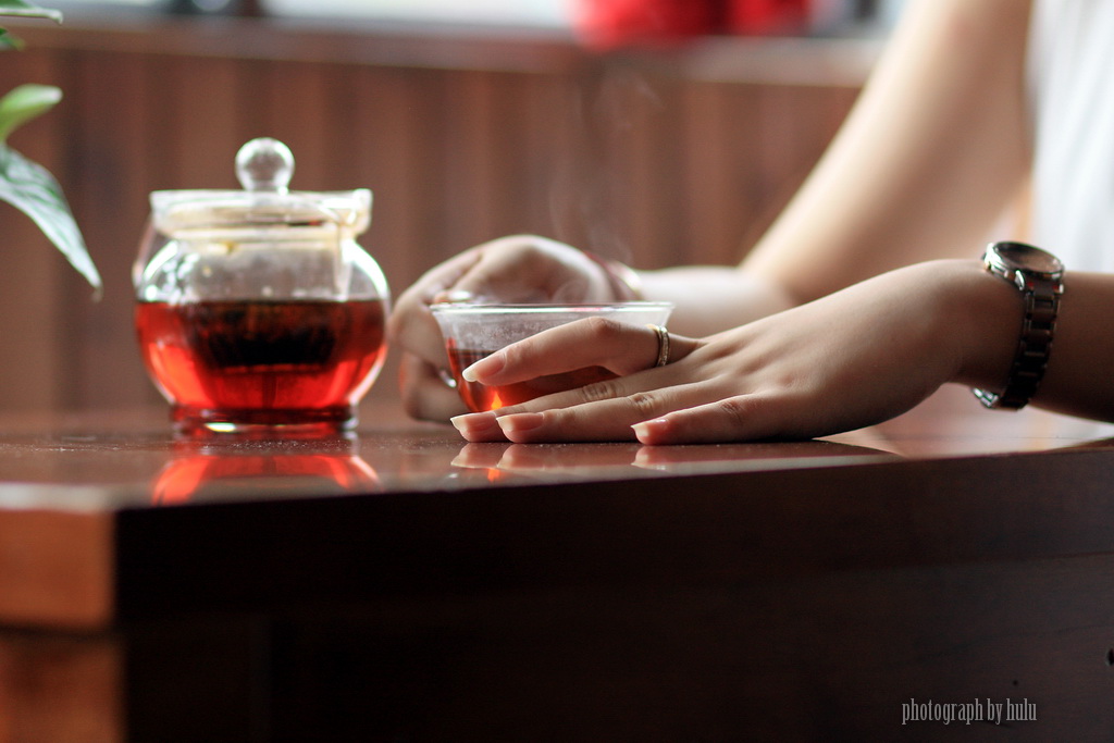 芊芊玉指 袅袅茶香