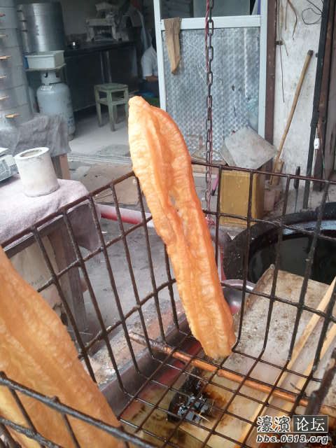 刚出油锅的油条 喷喷香