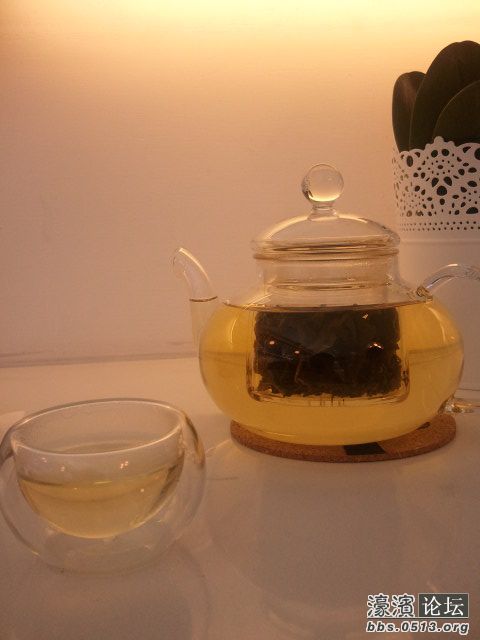 和老陈的下午茶时光