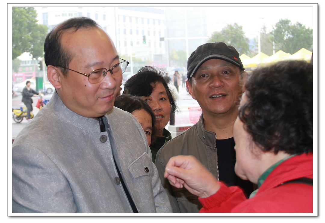 三侯， 我爱你！.jpg