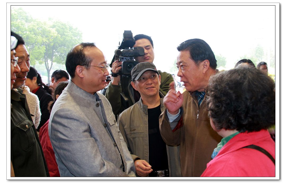 三侯， 我爱你！ (1).jpg