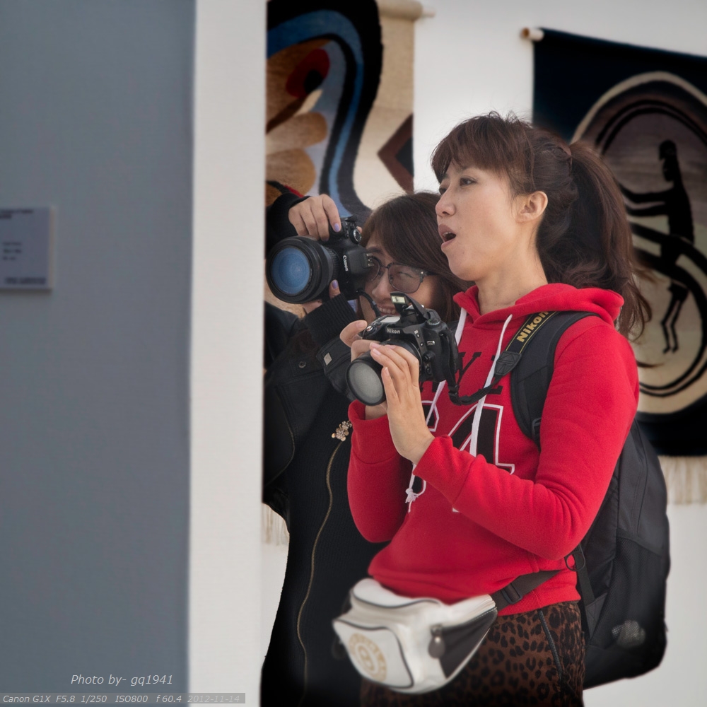 IMG_4453尼康姐和佳能妹.jpg