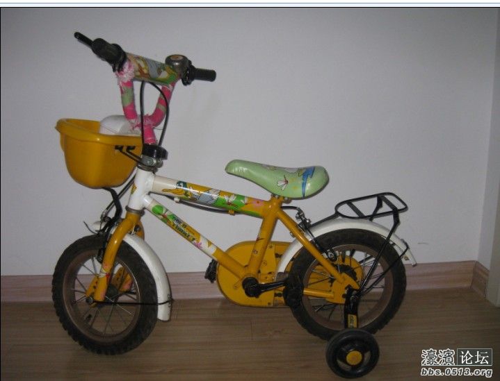 锈了点，其他都还好，很好骑