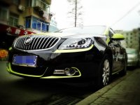 11颗泪眼很炫目