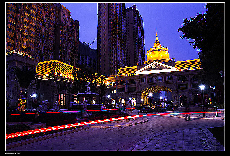 世伦名郡夜景二： 拍摄地方：世伦名郡、作者姓名：罗利民、联系电话：13962731595、通.jpg