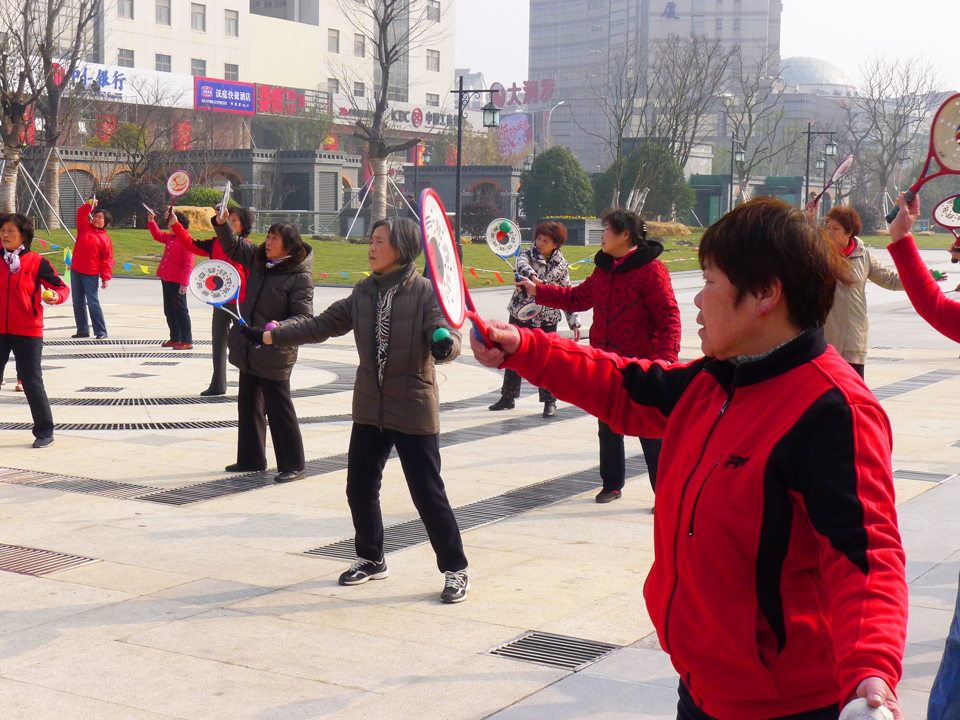 十字街新广场  市民休闲娱乐好场所 (4).jpg