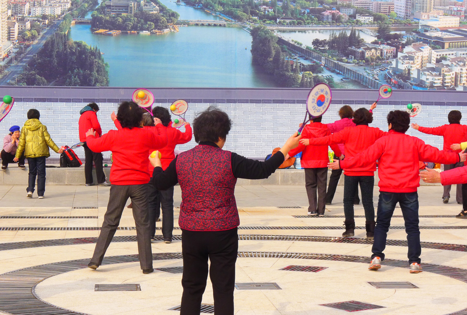 十字街新广场  市民休闲娱乐好场所 (3).jpg