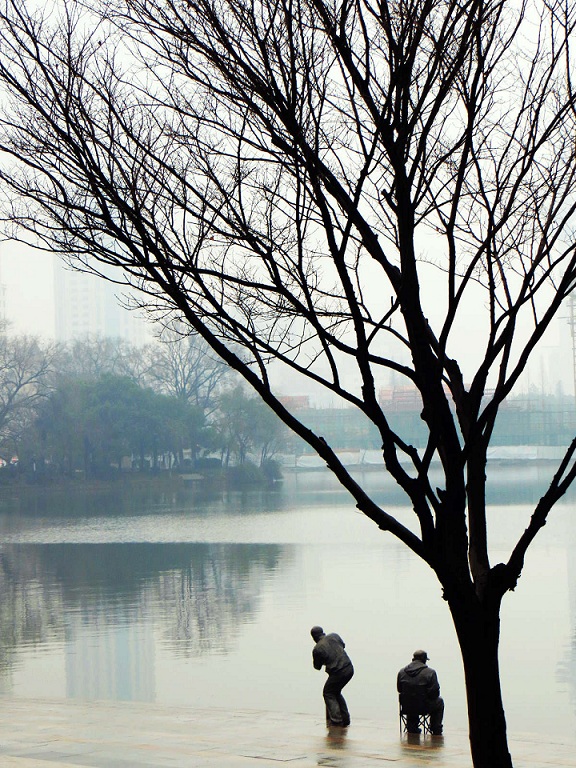 钓鱼——都市里的风景.JPG