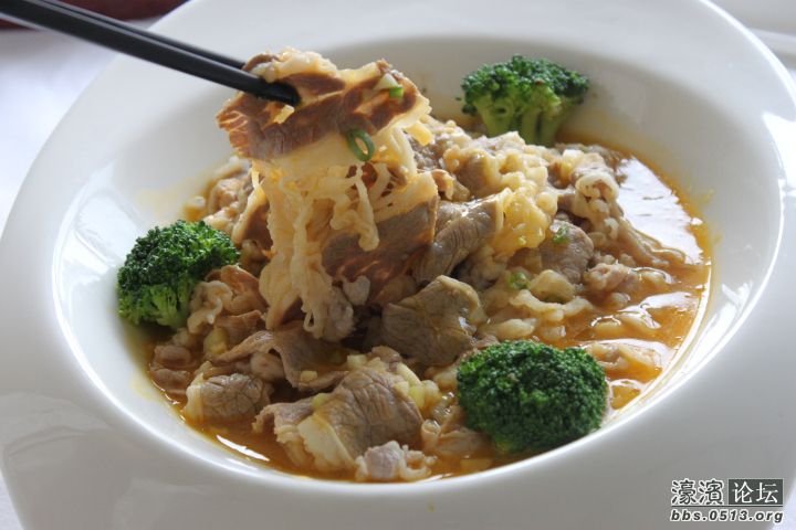 酸汤肥牛 42元.jpg