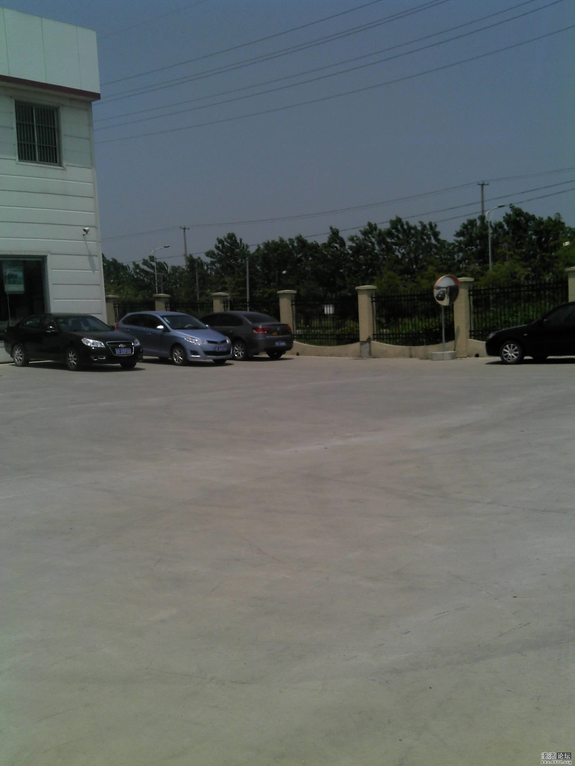 在王子造纸拍的