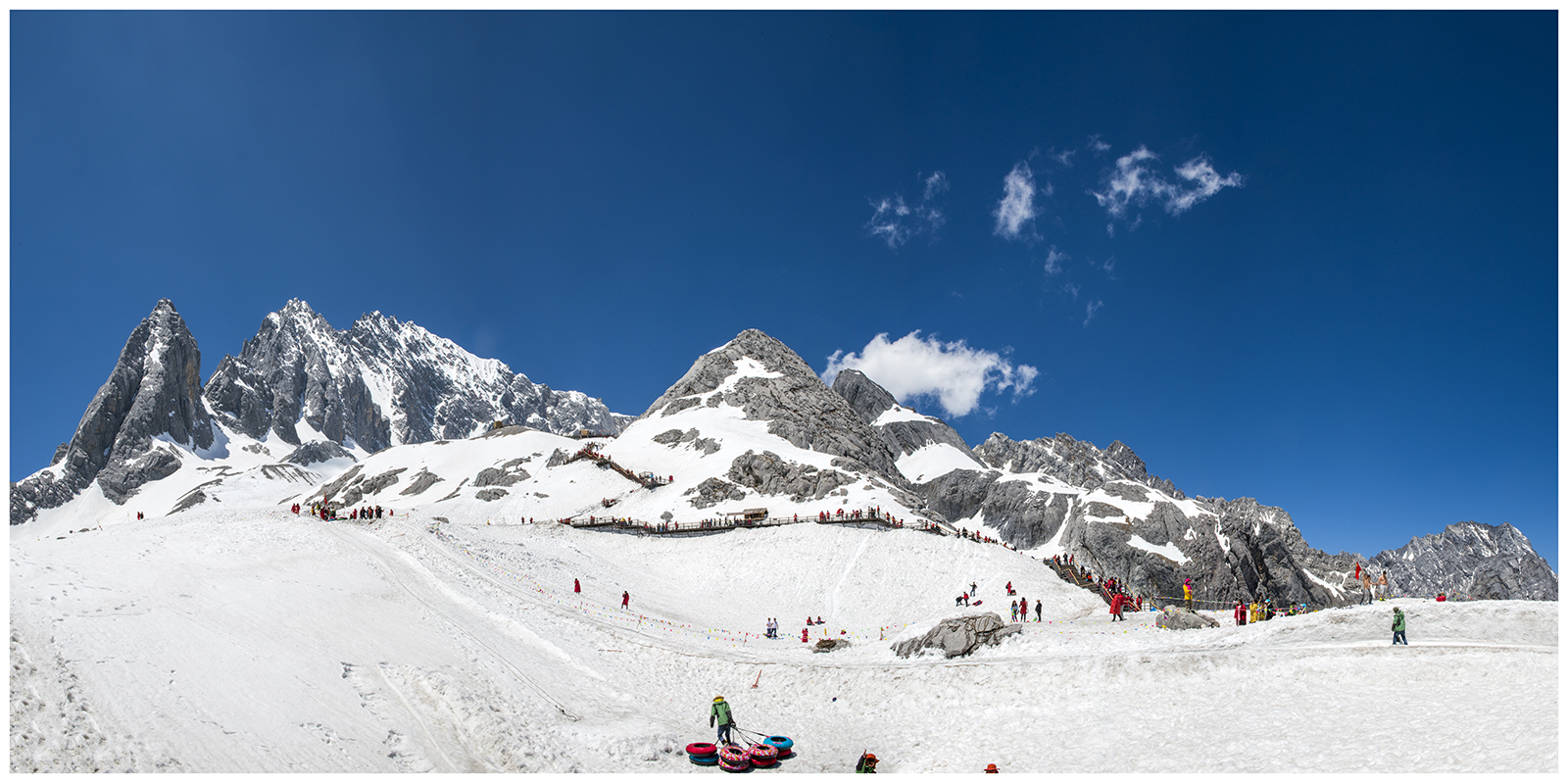 玉龙雪山（接片）.jpg
