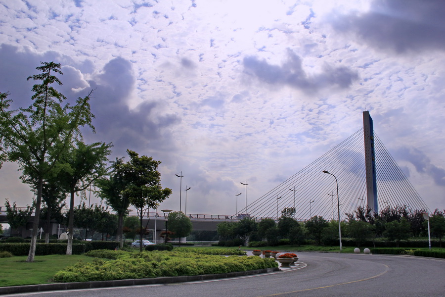 蓝天白云 175_调整大小.JPG