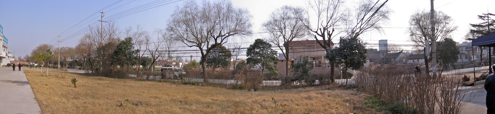 2007-小苑东大门城山路_缩小大小.jpg