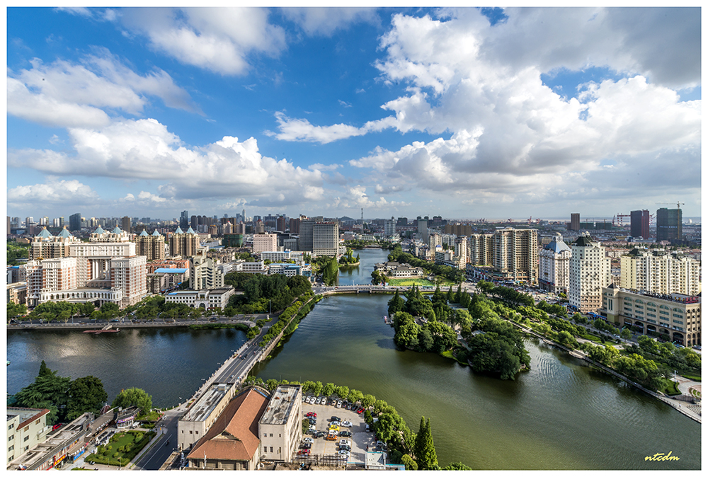 蓝天白云的日子里 p4.jpg