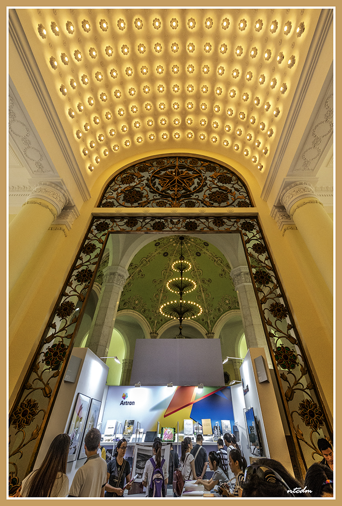 上海展览中心小景p2  .jpg