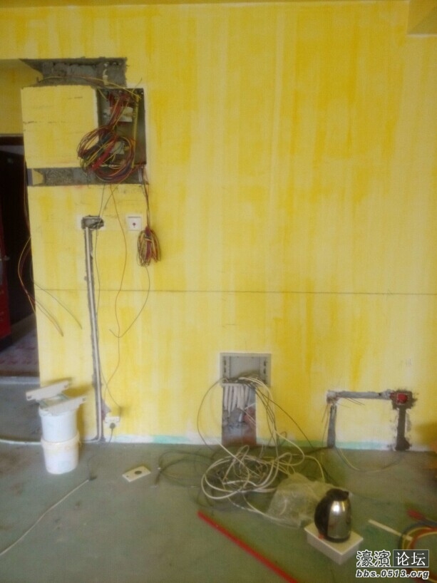 强电弱电箱挪位