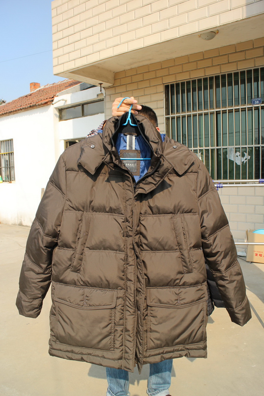 111048snatajzxngq4meji.jpg