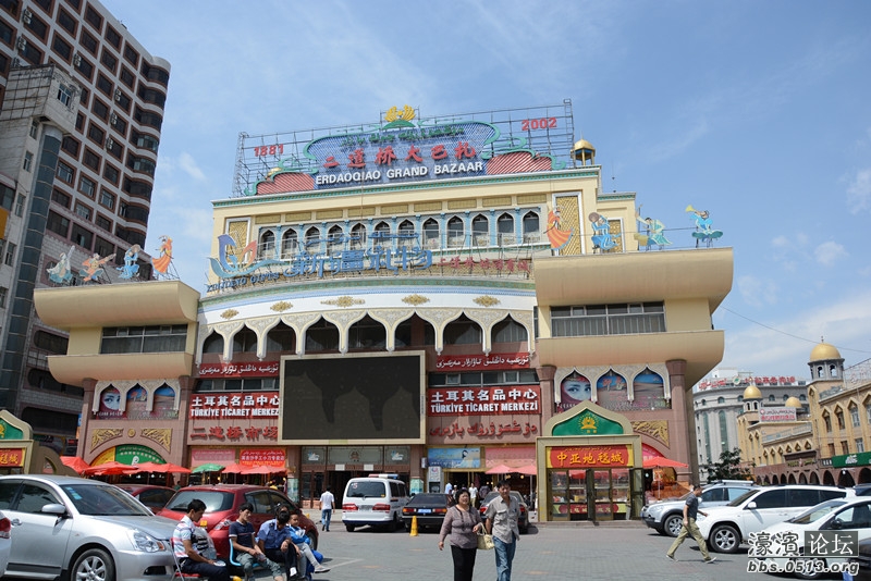 乌鲁木齐二道桥大巴扎_副本.jpg